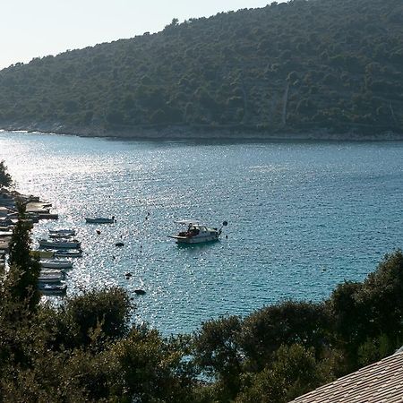 Holiday Home Mirna Vala Sevid Luaran gambar