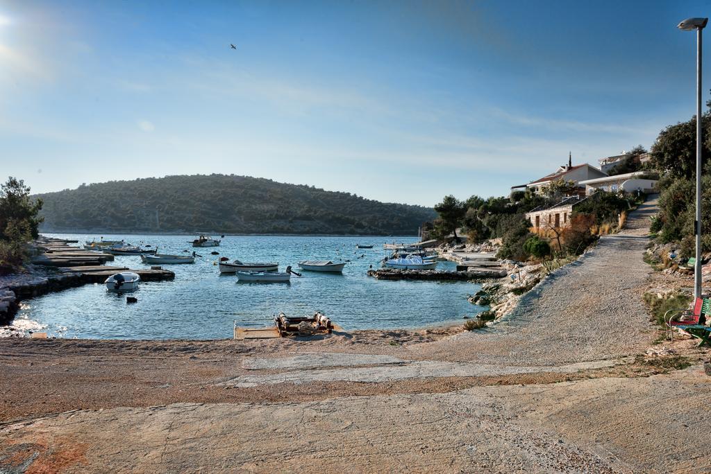Holiday Home Mirna Vala Sevid Luaran gambar