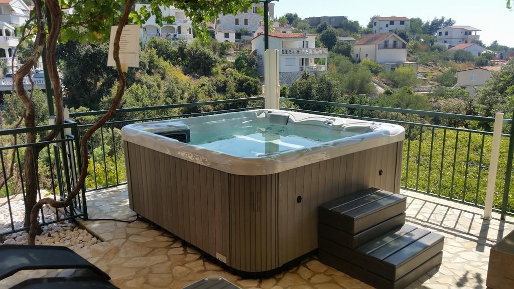 Holiday Home Mirna Vala Sevid Luaran gambar