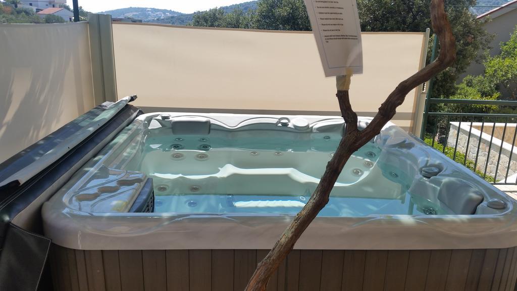 Holiday Home Mirna Vala Sevid Luaran gambar