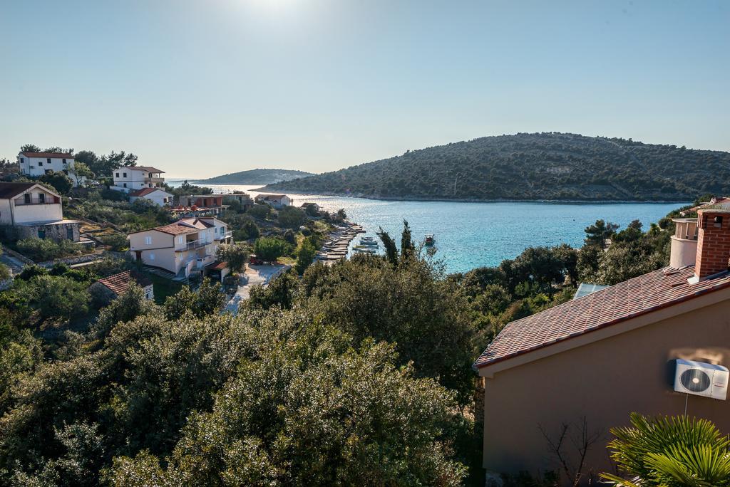 Holiday Home Mirna Vala Sevid Luaran gambar