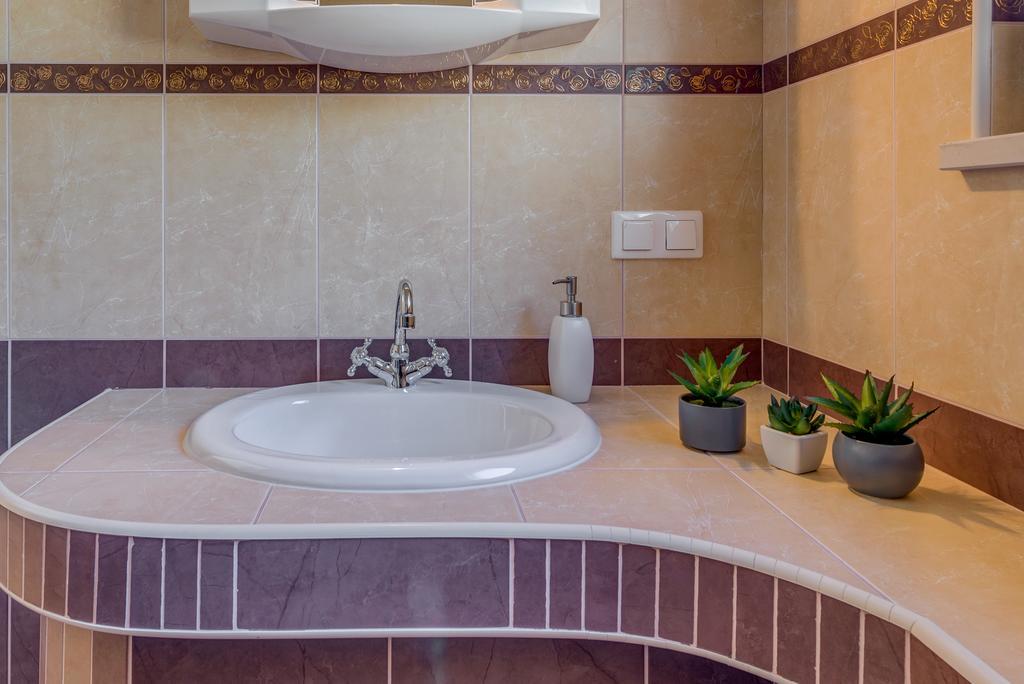 Holiday Home Mirna Vala Sevid Luaran gambar